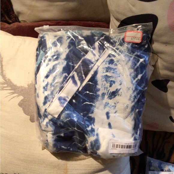 NEW! Blue Batique Tie-Dye Kimono Duster - Picture 8 of 8